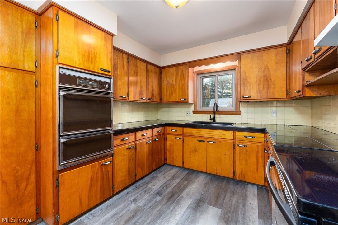 84 Pfeiffer Avenue Akron OH 44312