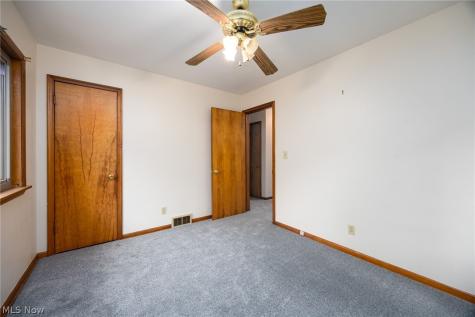 84 Pfeiffer Avenue Akron OH 44312