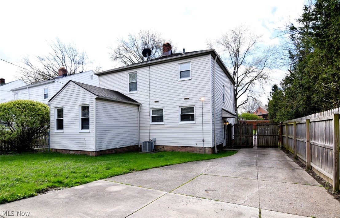 4021 Silsby Road University Heights OH 44118