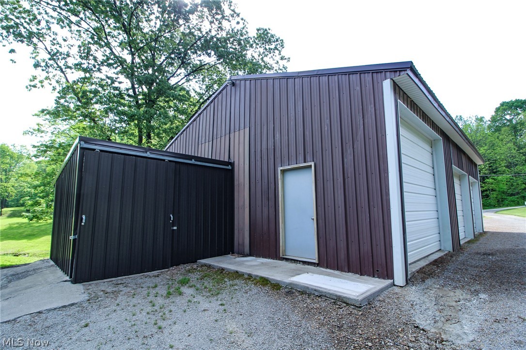 10195 Goosecreek Road Roseville OH 43777