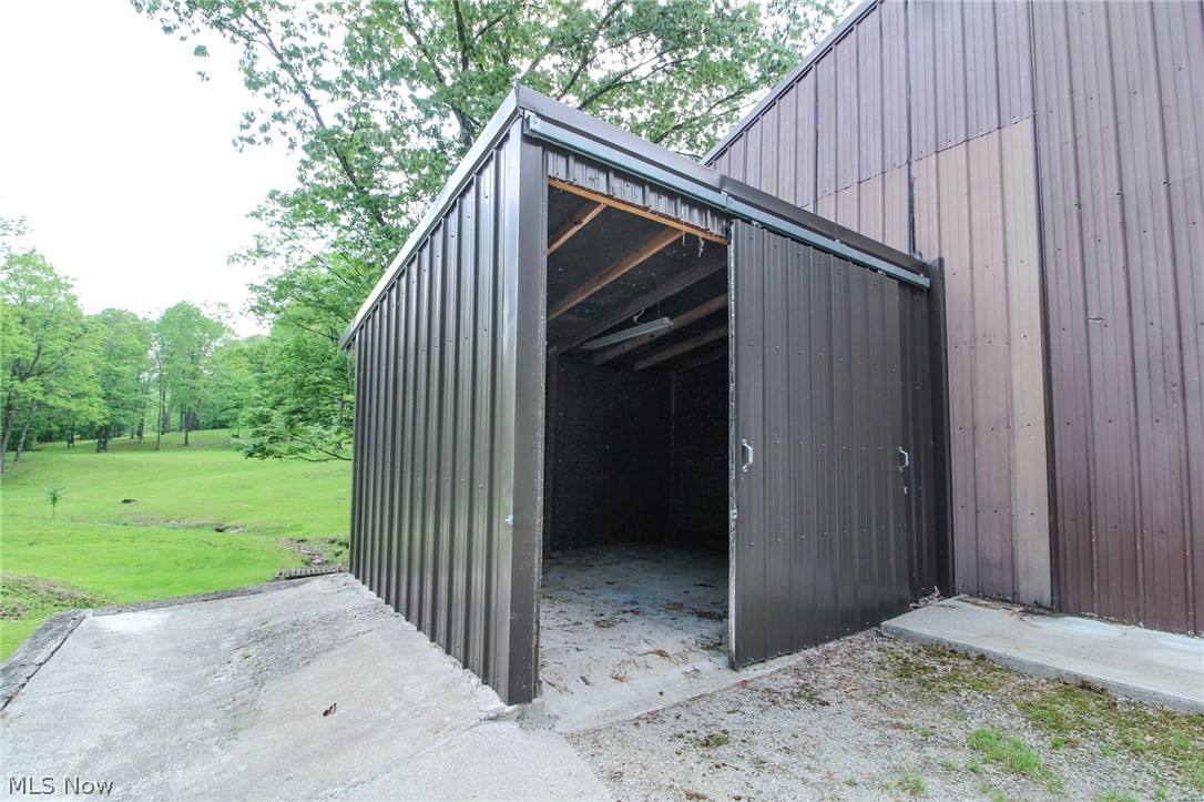 10195 Goosecreek Road Roseville OH 43777