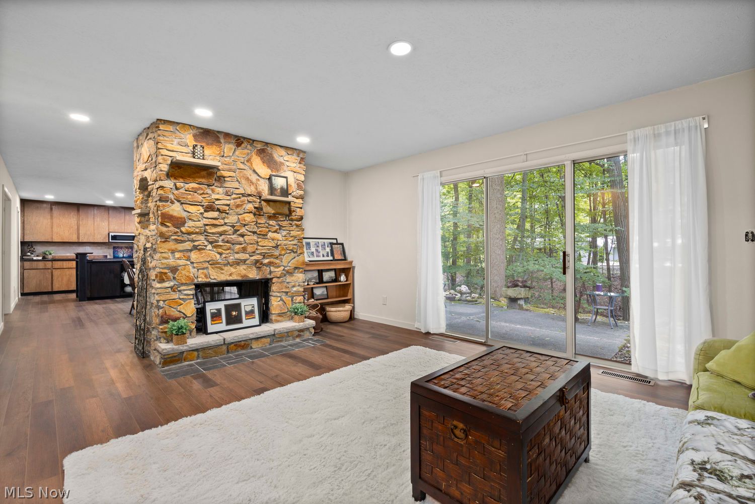 11979 The Bluffs Strongsville OH 44136
