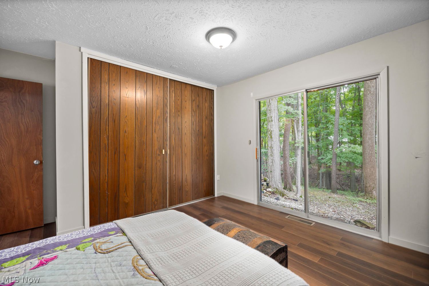 11979 The Bluffs Strongsville OH 44136