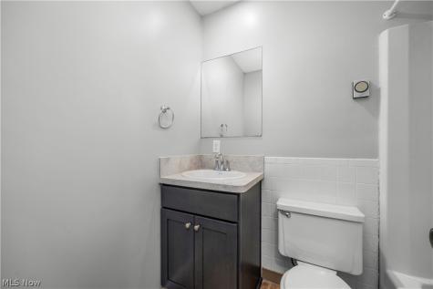 1731 Abbe Road S Elyria OH 44035