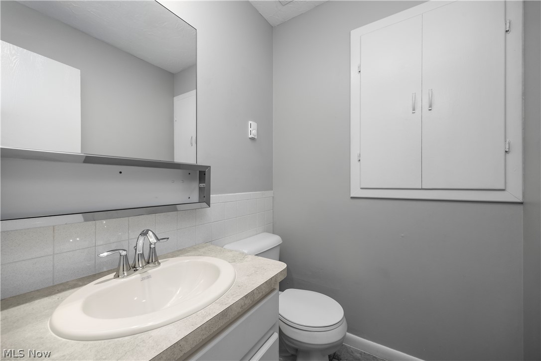 1731 Abbe Road S Elyria OH 44035