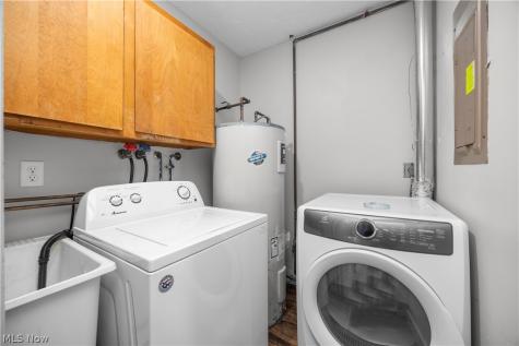 1731 Abbe Road S Elyria OH 44035