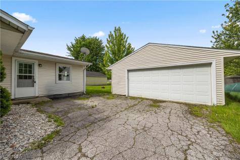 1731 Abbe Road S Elyria OH 44035