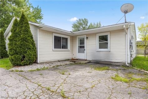 1731 Abbe Road S Elyria OH 44035