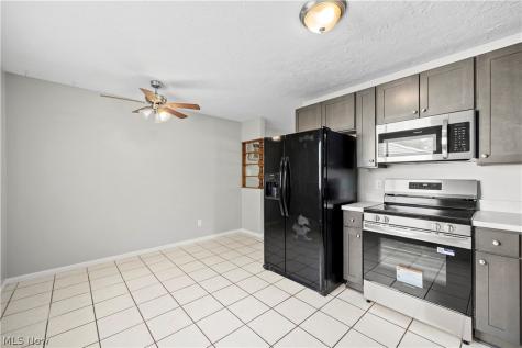 1731 Abbe Road S Elyria OH 44035