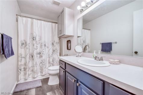 7052 Cornell Lane Mentor OH 44060