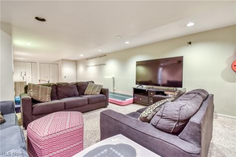7052 Cornell Lane Mentor OH 44060