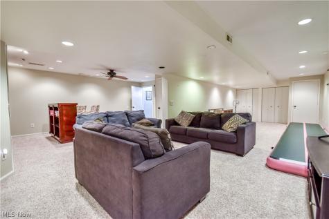 7052 Cornell Lane Mentor OH 44060