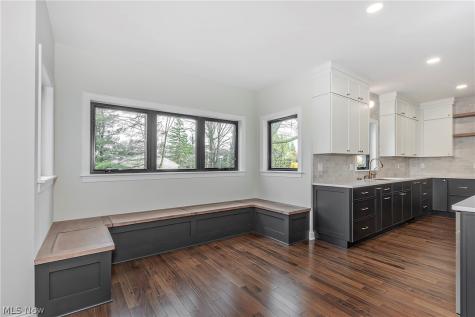 2890 Rocky Ridge Drive Westlake OH 44145