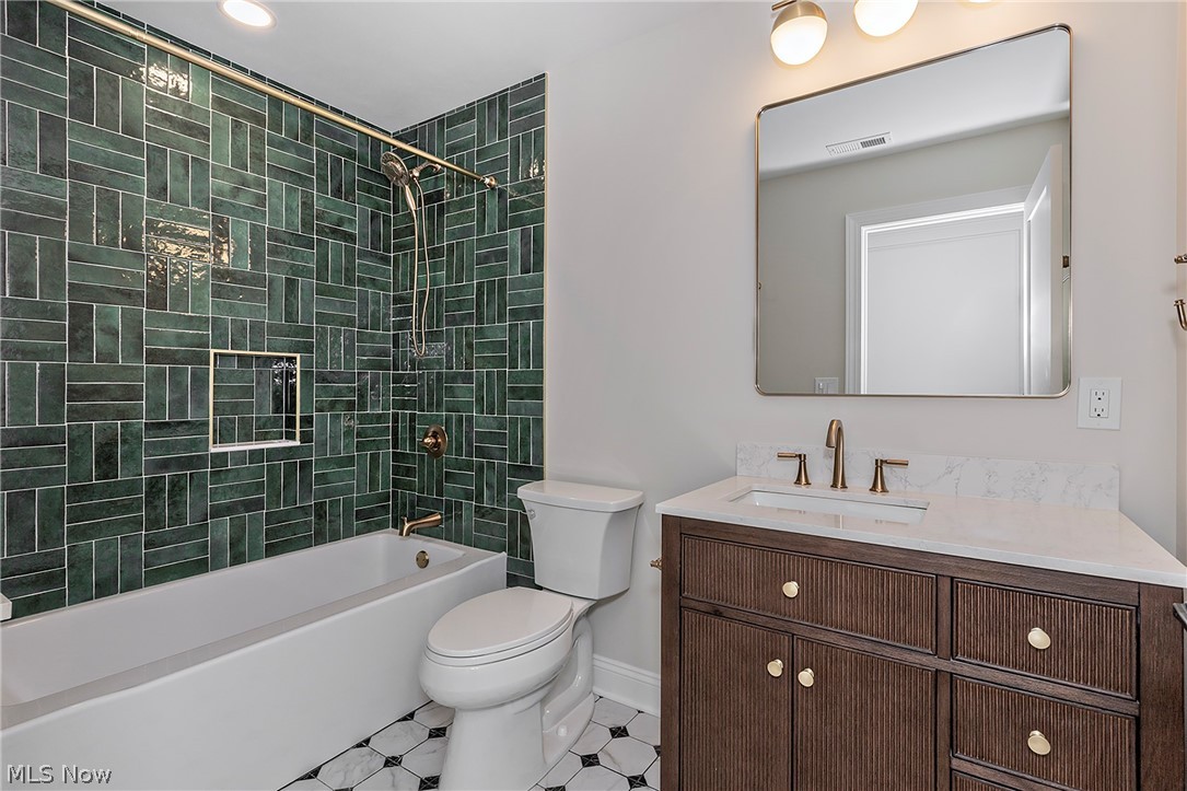 2890 Rocky Ridge Drive Westlake OH 44145