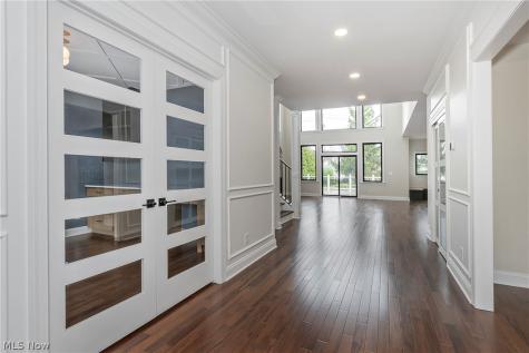 2890 Rocky Ridge Drive Westlake OH 44145