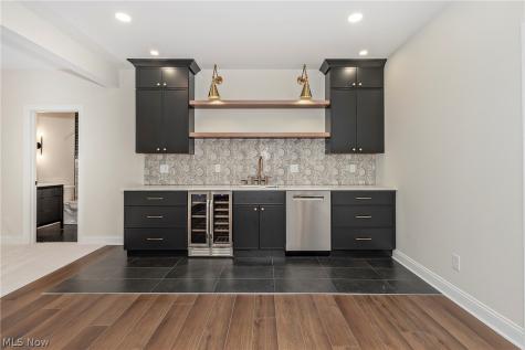 2890 Rocky Ridge Drive Westlake OH 44145