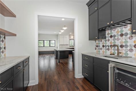 2890 Rocky Ridge Drive Westlake OH 44145