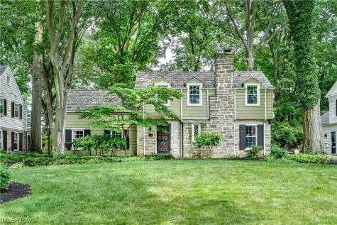 4129 Oak Knoll Drive Youngstown OH 44512