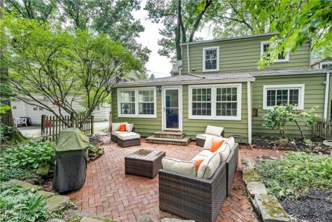 4129 Oak Knoll Drive Youngstown OH 44512