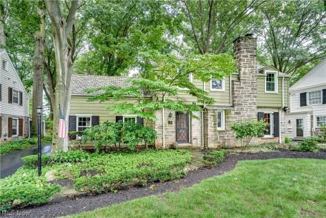 4129 Oak Knoll Drive Youngstown OH 44512