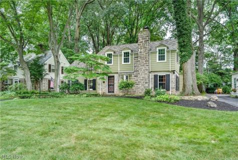 4129 Oak Knoll Drive Youngstown OH 44512