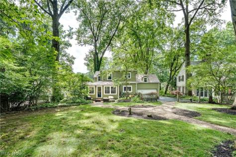 4129 Oak Knoll Drive Youngstown OH 44512