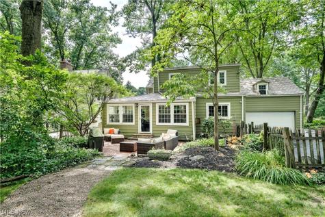 4129 Oak Knoll Drive Youngstown OH 44512