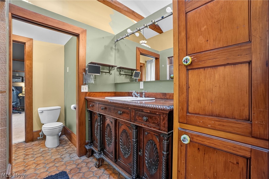 4090 Lenox New Lyme Road Jefferson OH 44047