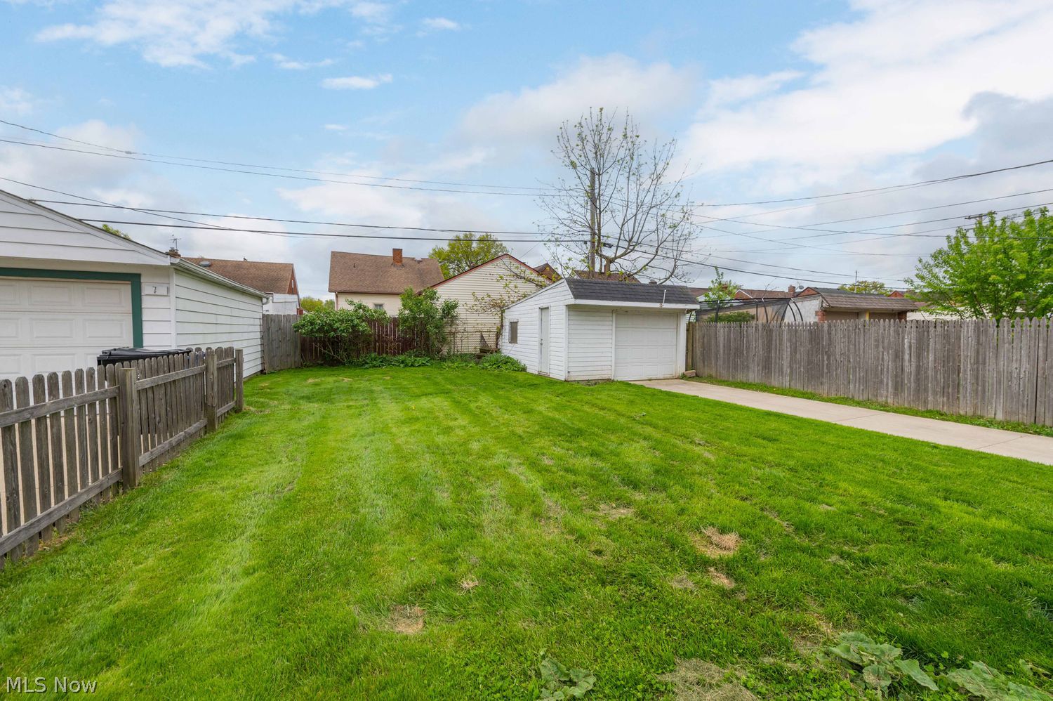 6101 Parkridge Avenue Cleveland OH 44144