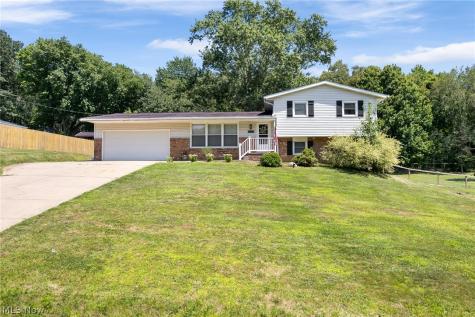 3112 Beaumont Avenue NW Massillon OH 44647