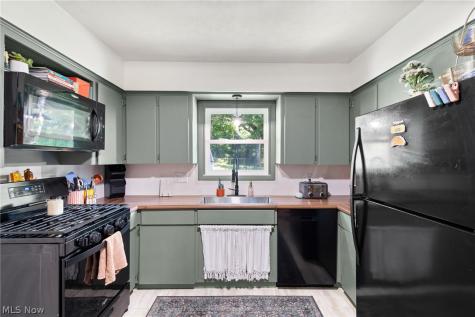 3112 Beaumont Avenue NW Massillon OH 44647