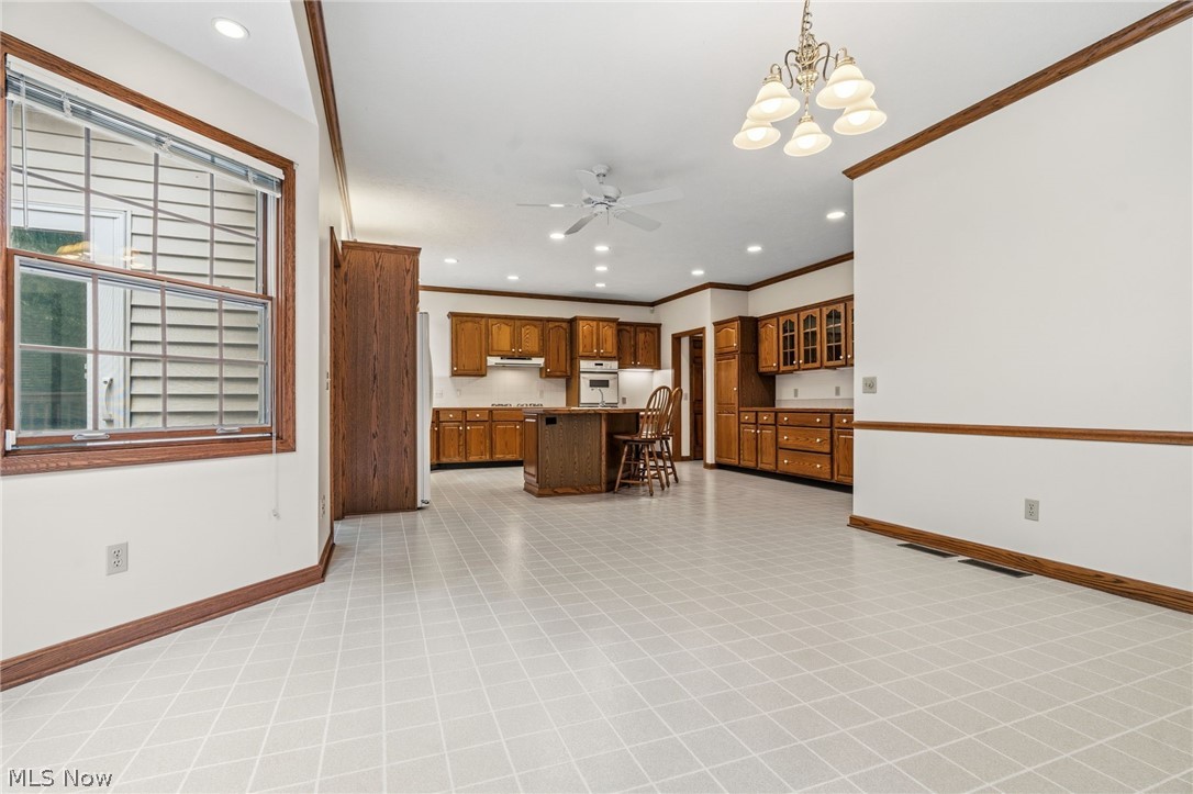 1524 Whittier Street NE Canton OH 44721
