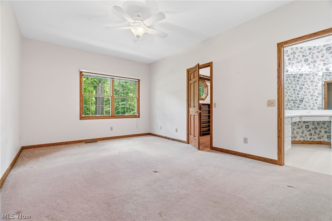 1524 Whittier Street NE Canton OH 44721