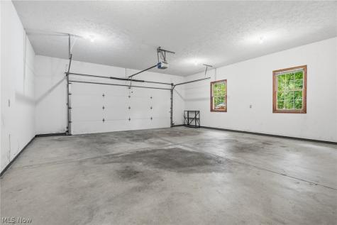1524 Whittier Street NE Canton OH 44721