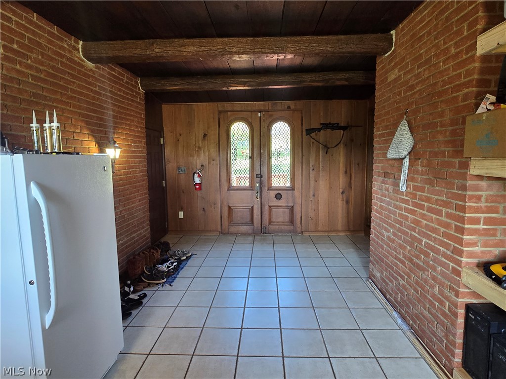 25200 State Route 621 Coshocton OH 43812