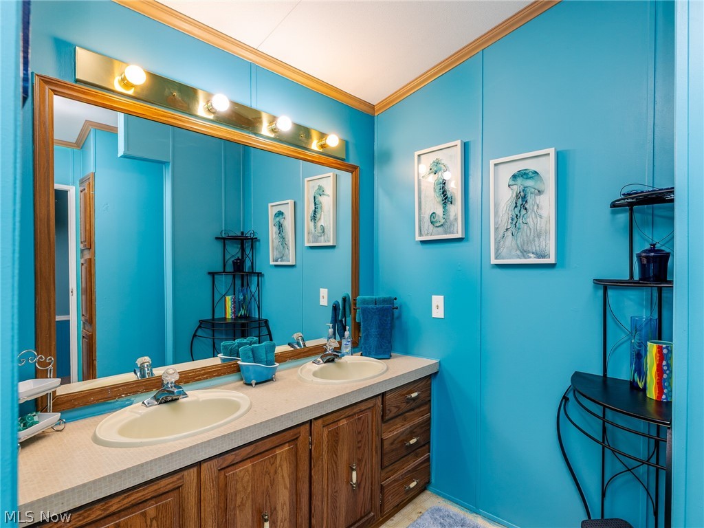 12 Sycamore Drive Olmsted Falls OH 44138