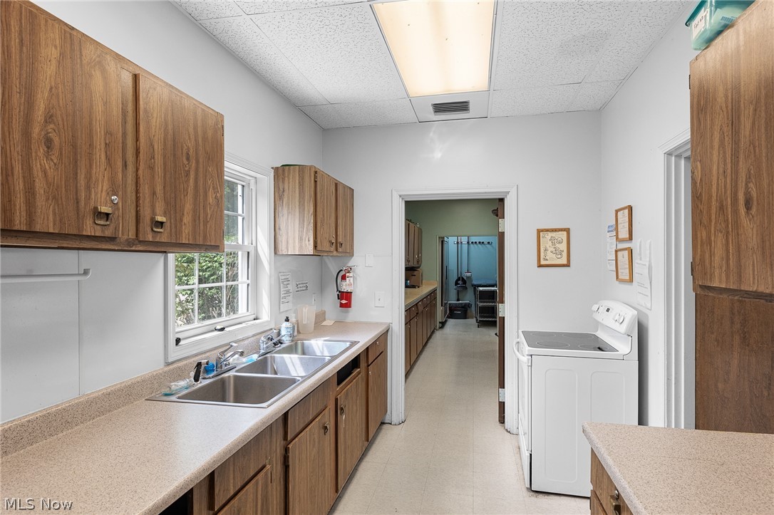12 Sycamore Drive Olmsted Falls OH 44138