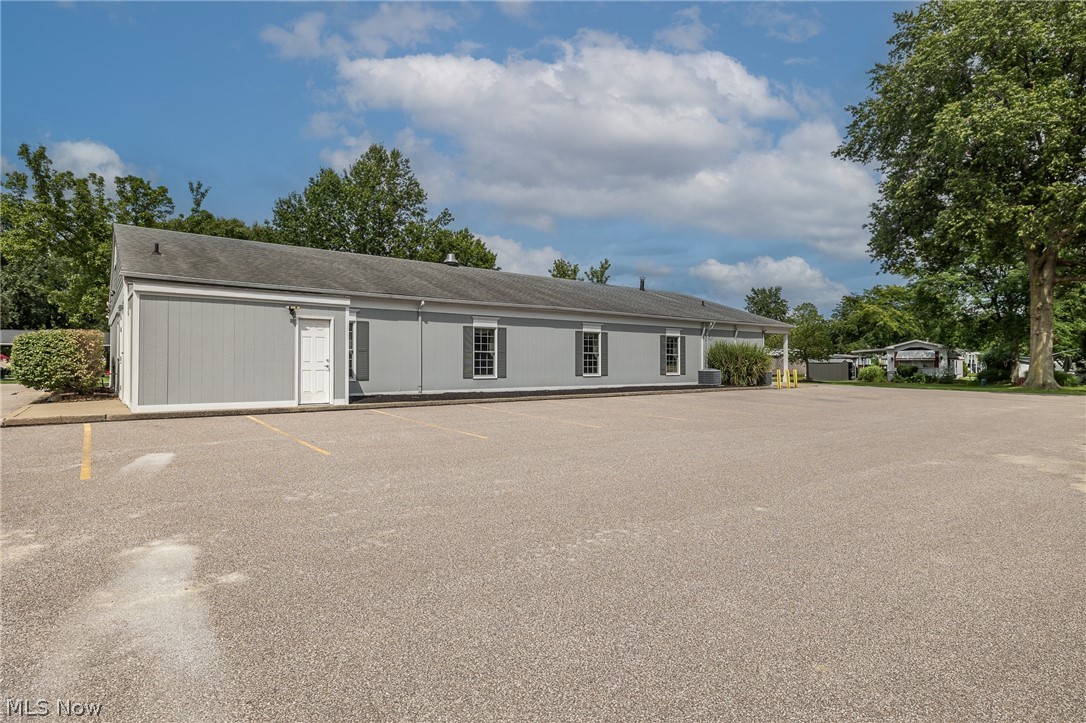 12 Sycamore Drive Olmsted Falls OH 44138