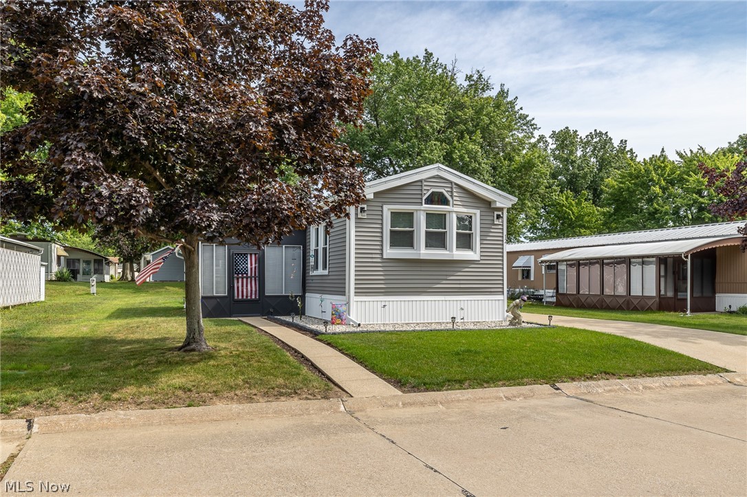 12 Sycamore Drive Olmsted Falls OH 44138
