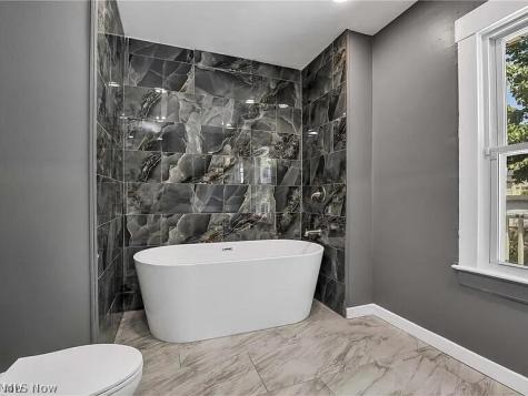 2231 Bellfield Avenue Cleveland Heights OH 44106