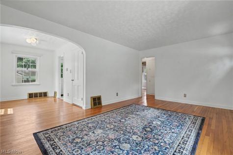 2140 14th Street Cuyahoga Falls OH 44223