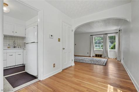 2140 14th Street Cuyahoga Falls OH 44223