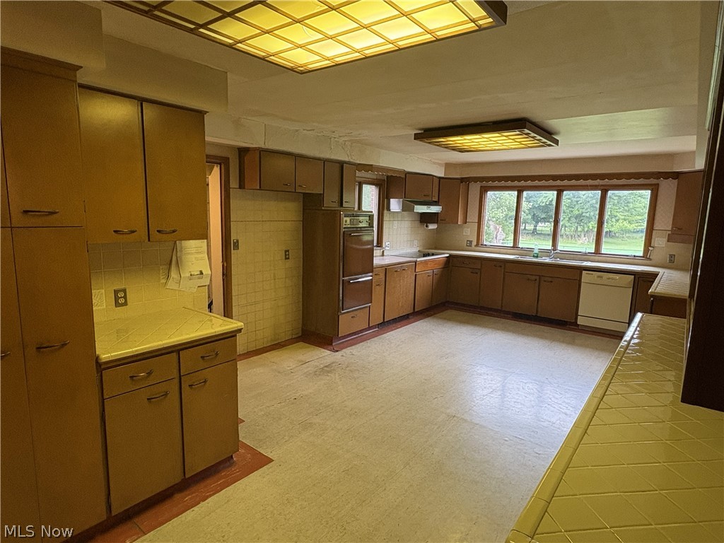 6471 Olde York Road Parma Heights OH 44130