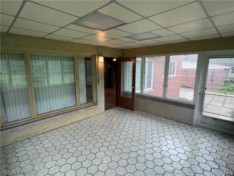 6471 Olde York Road Parma Heights OH 44130