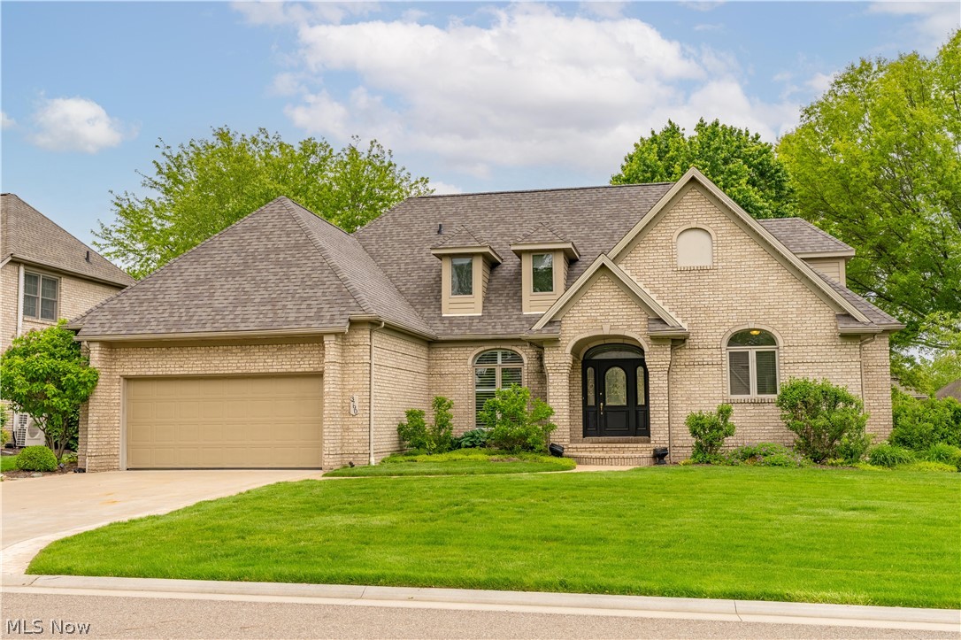 3790 Woodleigh Avenue NW Canton OH 44718