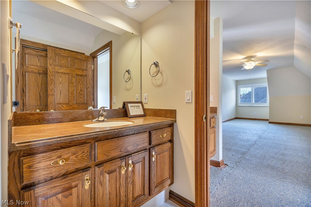 3790 Woodleigh Avenue NW Canton OH 44718