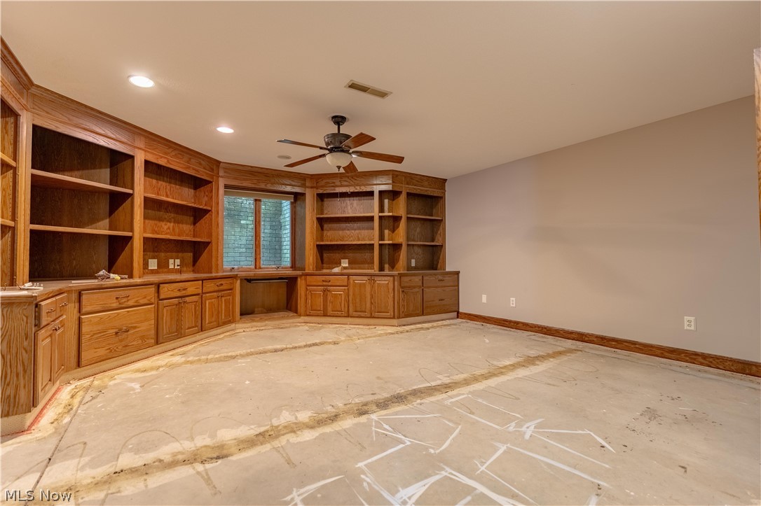 3790 Woodleigh Avenue NW Canton OH 44718