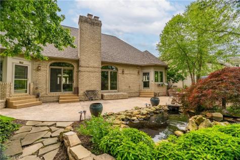 3790 Woodleigh Avenue NW Canton OH 44718