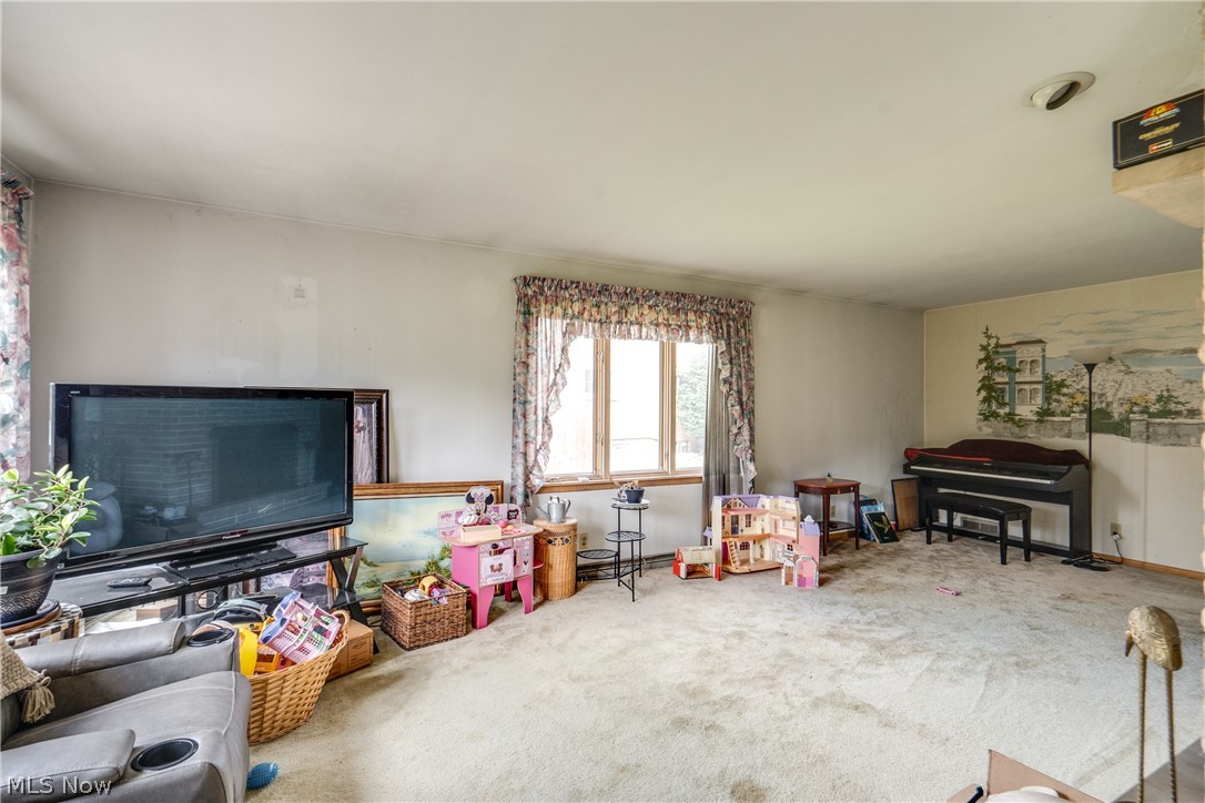 3120 Bambi Street NW Canton OH 44709