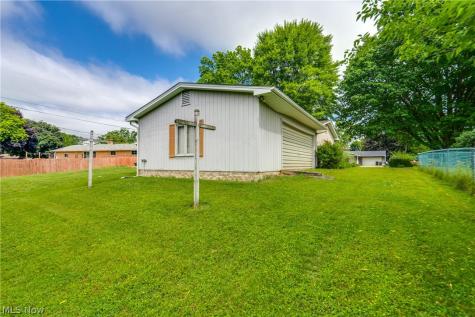 3120 Bambi Street NW Canton OH 44709